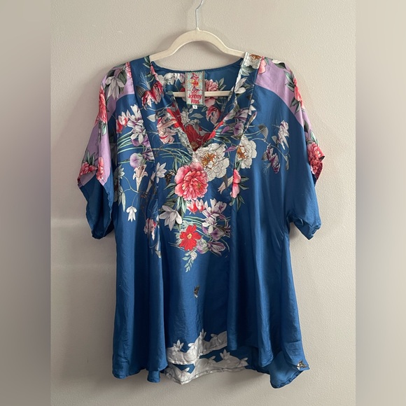 Johnny Was Samira Challis Silk Top Poncho - Picture 3 of 8